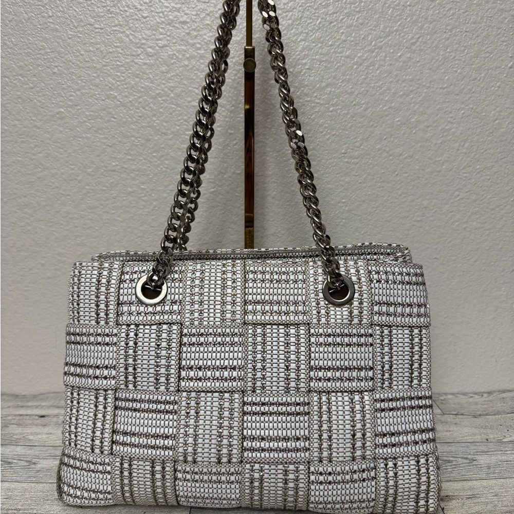 Italian Woven Chain-Handle Shoulder Bag in Silver-White